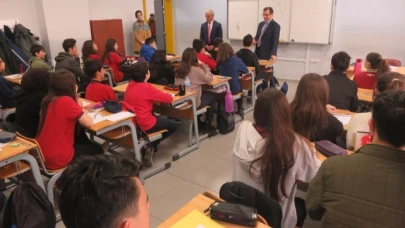 Kaymakam Güldoğan Öğrencilerle Bir Araya Geldi
