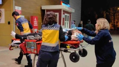 Kontrolden çıkan motosiklet 50 metre sürüklendi, sürücü ağır yaralandı