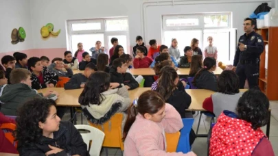 Öğrencilere Polislik Mesleği Tanıtıldı