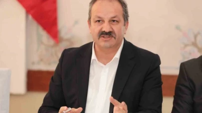 Sağlık-Sen Başkanı Doğan: "Hekimlik Meslek Kanunu çıkarılmalı"