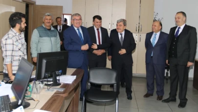 Uyanık’tan Müdür Türkmen’e Ziyaret