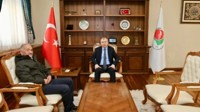 Vali Doruk, Şehit Babasını Makamında Ağırladı