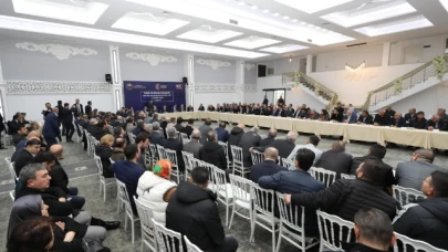 Yumaklı, Amasya'da Sektör Paydaşları Toplantısına Başkanlık Etti