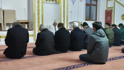 Yunusdede Camii'nde Sabah Namazı Buluşması