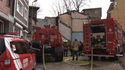 3 katlı binada yangın: 1 ölü