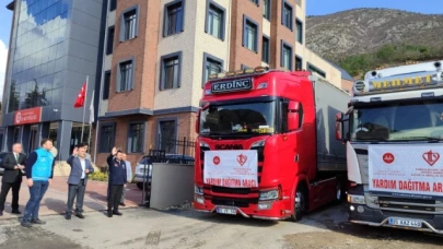 Amasya’dan İdlib’e İki Tır İnsani Yardım Gönderildi