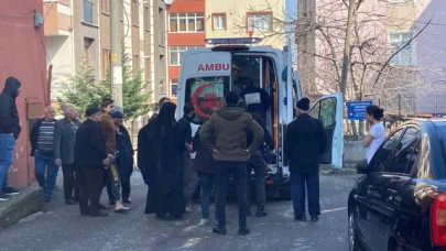 Apartmanın zemin katında yangın: 6 yaşındaki çocuk dumandan etkilendi