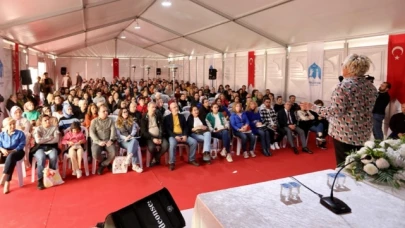 Atasoy, Merzifon Kitap Fuarı’nda Okurlarıyla Buluştu