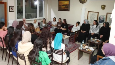 Doruk, Öğrencilerle Bir Araya Geldi