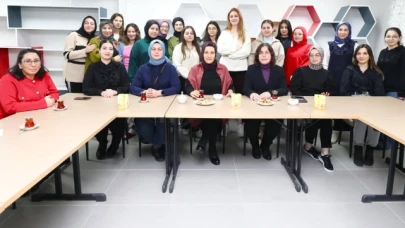 Doruk, Öğrencilerle İftarda Buluştu