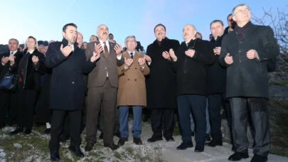 Doruk, Ramazan Topunu Ateşledi