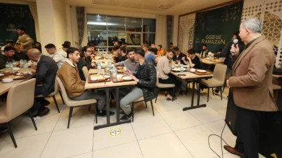 Doruk, Üniversite Öğrencileriyle İftarda Buluştu