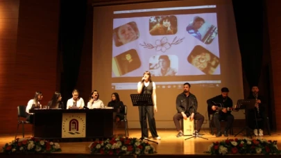 Edebiyatımızın Gül Bahçesi: Kadın Şairlerimiz Programı Yapıldı