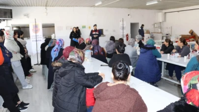 Fabrikada Çalışan Kadınlara KADES Anlatıldı