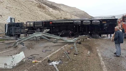 Feci kaza: 1 ölü, 4 yaralı
