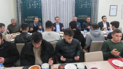 Güldoğan, Öğrencilerle İftarda Buluştu