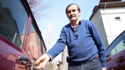 Hırsızlardan bıkan esnaf, otomobilini zincire vurdu