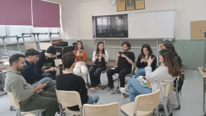 İngilizce Öğretmenliği Kulübü Etkinlikleri Devam Ediyor
