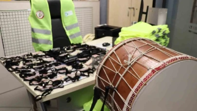 Kimlikleri olmayanlar davul çalamayacak ve bahşiş toplayamayacak