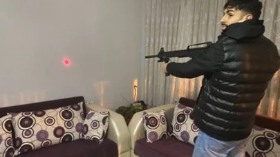 Kız arkadaşını öldüren gencin silahlı fotoğrafları ortaya çıktı