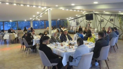 Merzifon'da "Dünya Yetimler Günü" Dolayısıyla Özel İftar