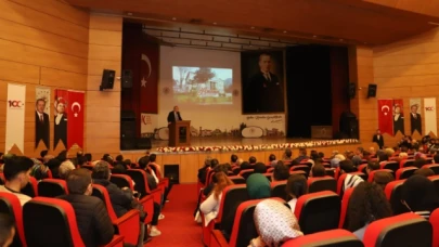 Okuma ve Okutmanın Önemi Konulu Konferans Gerçekleştirildi
