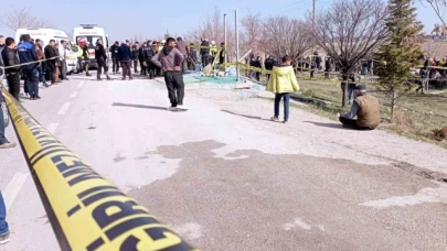 Otomobilin otobüs durağına daldığı kazada ölü sayısı 4'e yükseldi