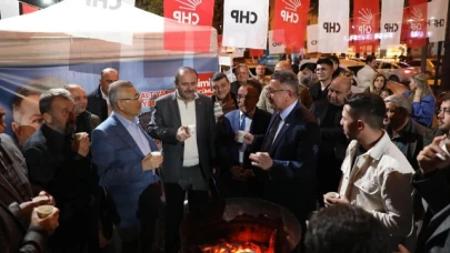 Şahinoğlu ve Gülle, CHP Standını Ziyaret Etti