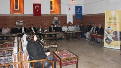 Şehir Kültür Akademisi'ne "Özel" Konuk Oldu