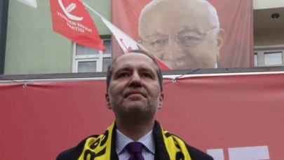 Yeniden Refah Partisi Genel Başkanı Erbakan: "Milletimiz akın akın, fevç fevç Yeniden Refah'a koşuyor"