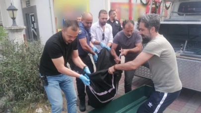 34 yıllık hayat arkadaşını bıçaklayarak öldürdü