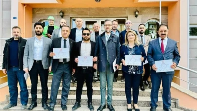 AK Parti’de Meclis Üyeleri mazbatalarını aldı