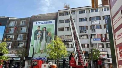 Apartmanda çıkan yangın paniğe sebep oldu