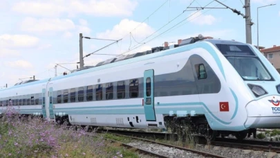 Bakan Uraloğlu: "2 yıl içerisinde yerli ve milli tren seti sayımız 25'e ulaşacak"