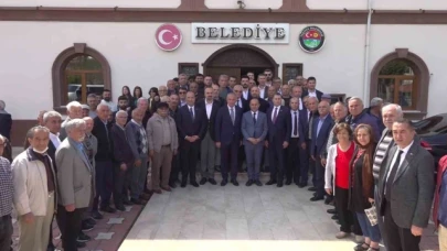 CHP'li Karabat: "Vatandaşlarımıza devleti emanet edebileceklerini göstermemiz gerekiyor"