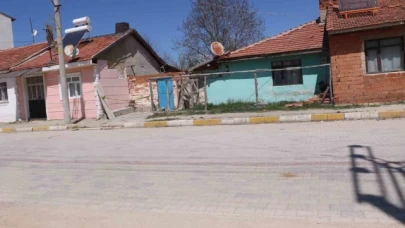 Eski eşinin kocası ile annesini pompalı tüfekle vurup kaçtı
