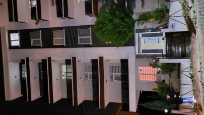 Karısını öldürüp polise teslim oldu