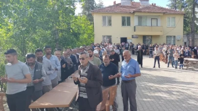 Kartal, Yağmur Duası ve Mevlit Programına Katıldı