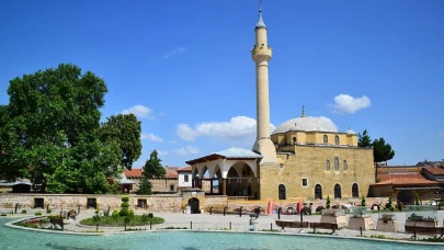 Merzifon'da Bayram Namazı 06.38'de Kılınacak!