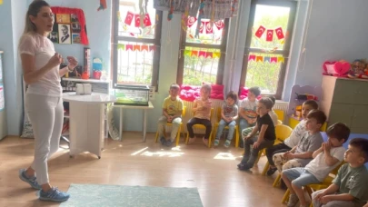 Öğrencilere Ağız Diş Sağlığı ve Beslenme Eğitimi