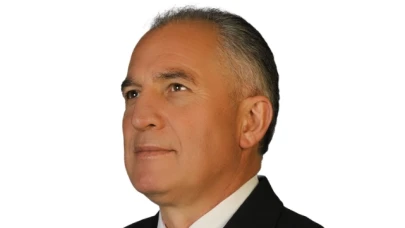Özalp; "Dünya Veteriner Hekimler Günü'nü Kutluyorum"