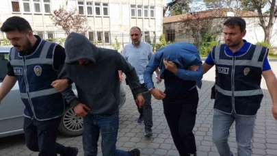 Polis motosiklet hırsızlarını taktıkları kask sayesinde yakaladı