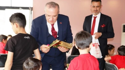 Turabi'den, Sevgi Evlerinde Kalan Çocuklara Ziyaret