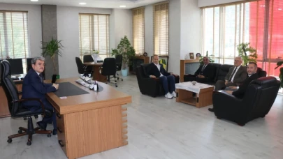 Türkmen'e Kurumsal Kan Bağışçısı Madalyası Verildi