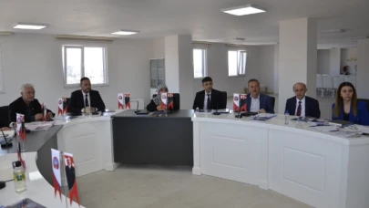 Gümüşhacıköy'de İlk Meclis Toplantısı Yapıldı