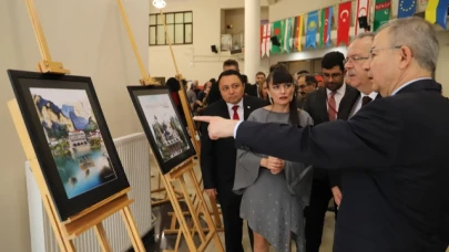"Amasya Tarihinden İZ’ler" İllüstrasyon Sergisi Açıldı