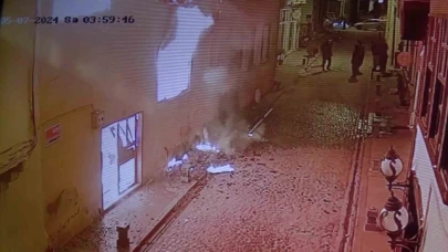 Amasya'da yanan asırlık konaktaki patlama anı kamerada: 1 kişi hayatını kaybetti