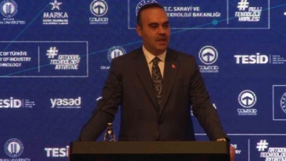 Bakan Kacır: "Bugün 27 binden fazla Togg akıllı araç Türkiye yollarında"