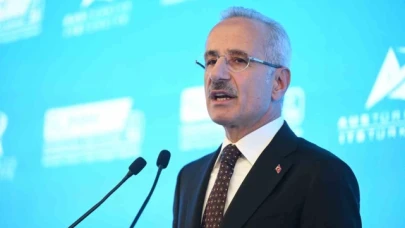 Bakan Uraloğlu: "Misyonumuz yerli ve milli ulaşım ağı oluşturulmasıdır"