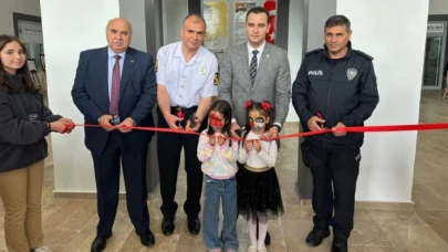 ''Gazze'de Çocuk Olmak'' Adlı Serginin Açılışı Yapıldı